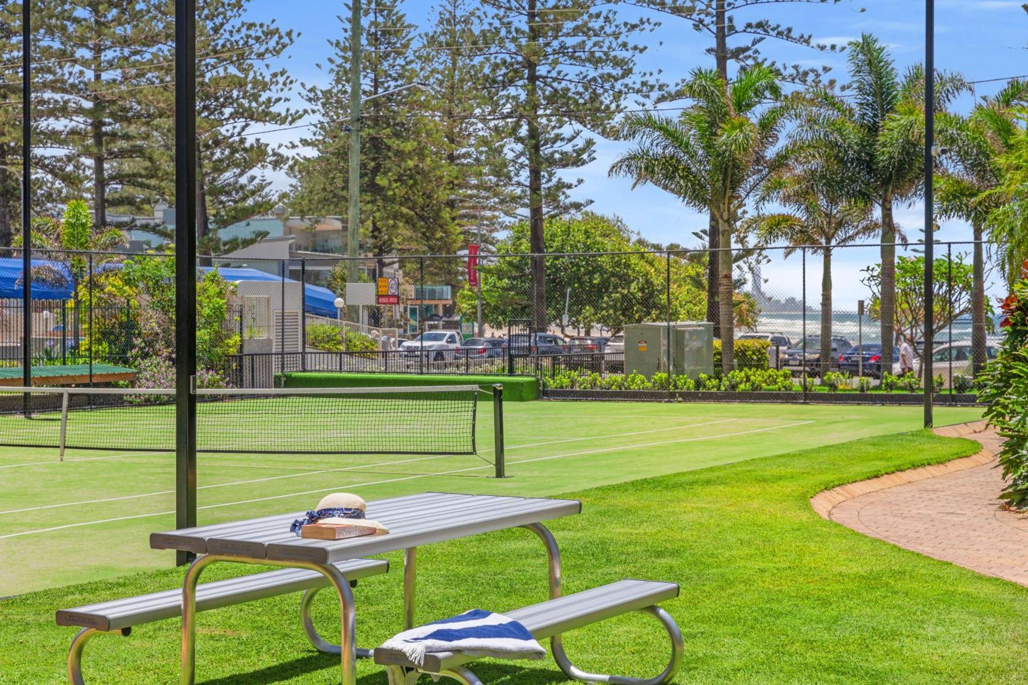 Burleigh Beach Tower Gold Coast Exterior foto